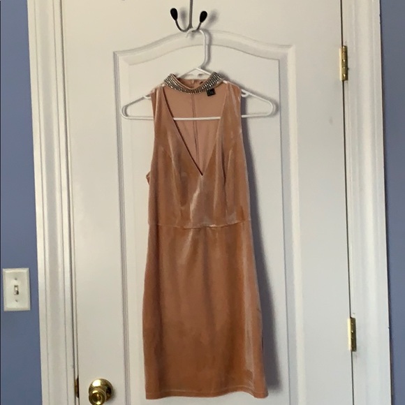 Forever 21 Diamond Collared Dress - Picture 8 of 8